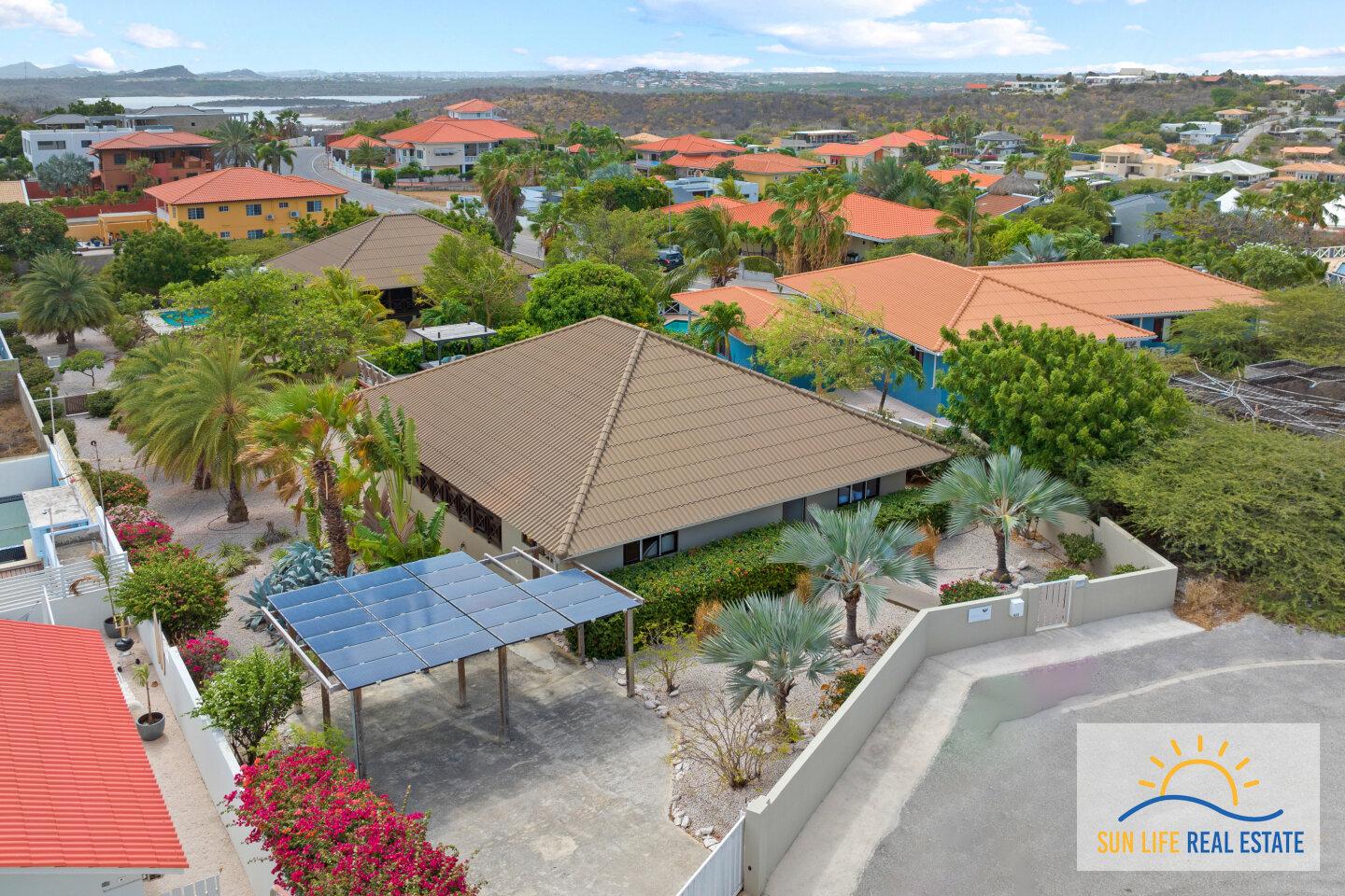 Vacation Villa for Sale in Vista Royal