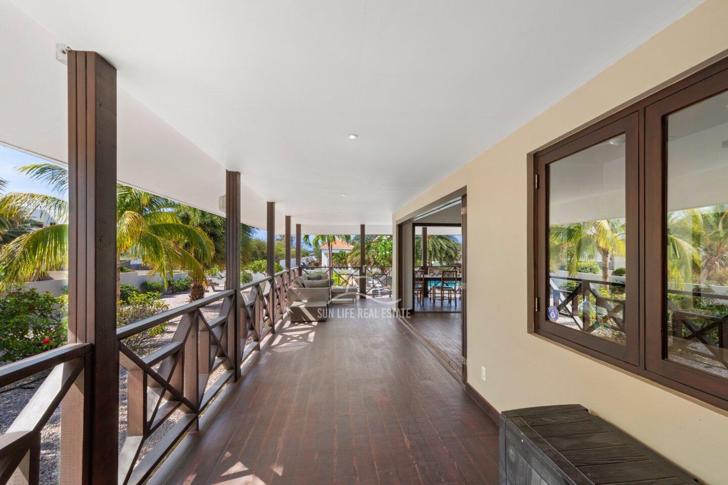 Stunning Villa with Modern Comfort and Natural Charm in Vista Royal