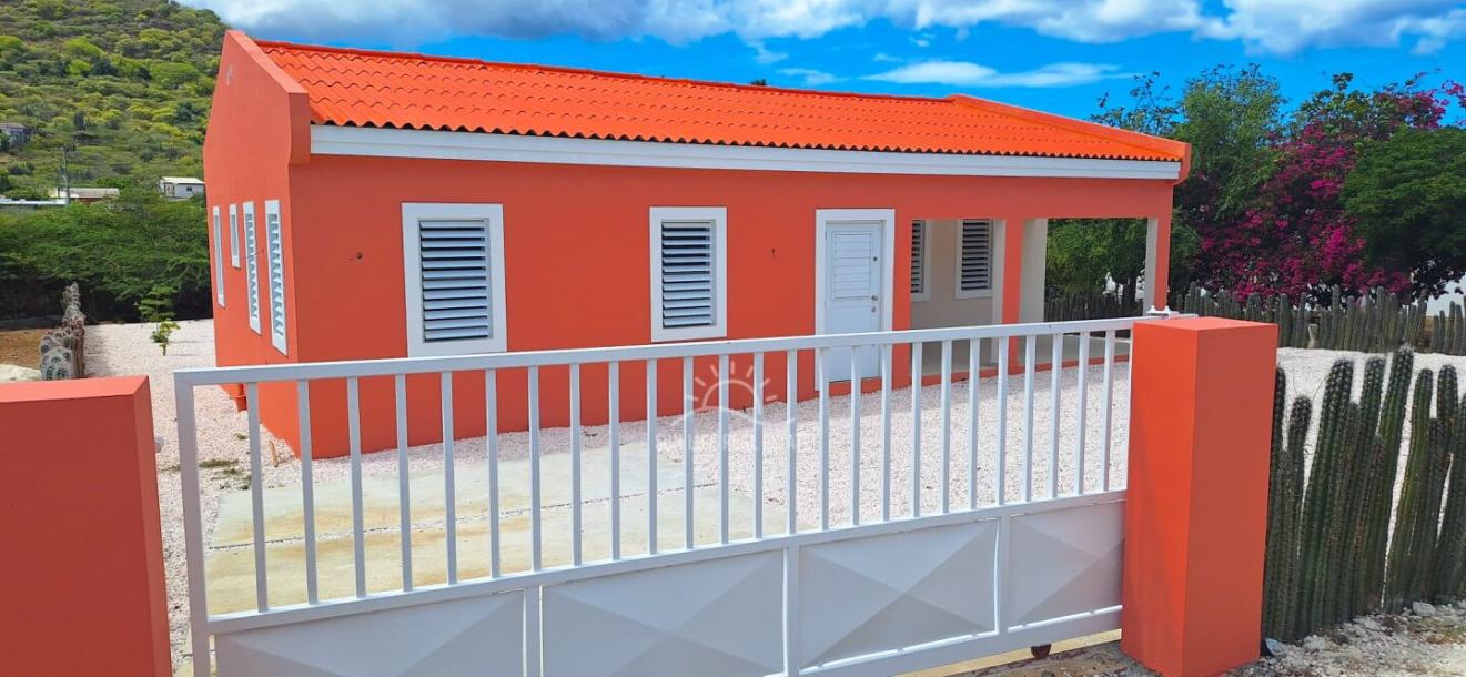 Fully Remodeled Home for Sale in Westpunt-25