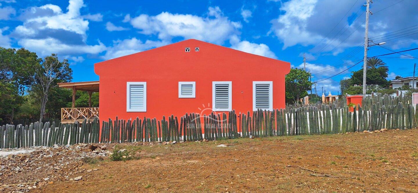 Fully Remodeled Home for Sale in Westpunt