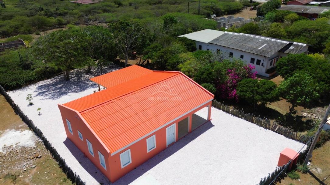 Fully Remodeled Home for Sale in Westpunt-17