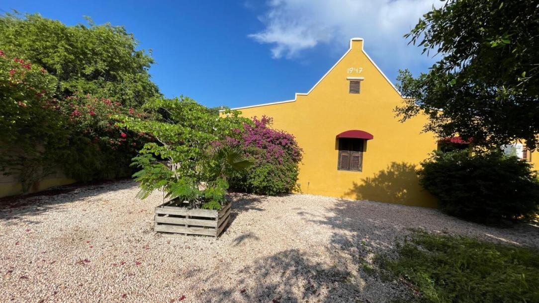 Plantation style villa for sale in Mahuma-6