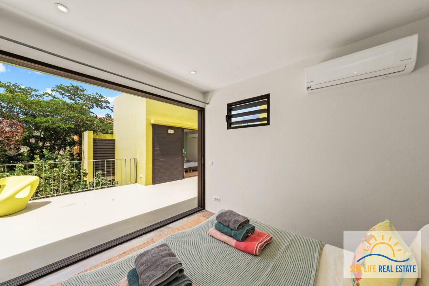 Indoor-Outdoor Living House For Sale in Sint Michiel