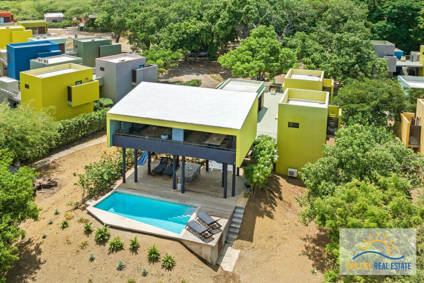 Indoor-Outdoor Living House For Sale in Sint Michiel