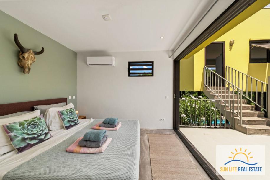 Indoor-Outdoor Living House For Sale in Sint Michiel-13