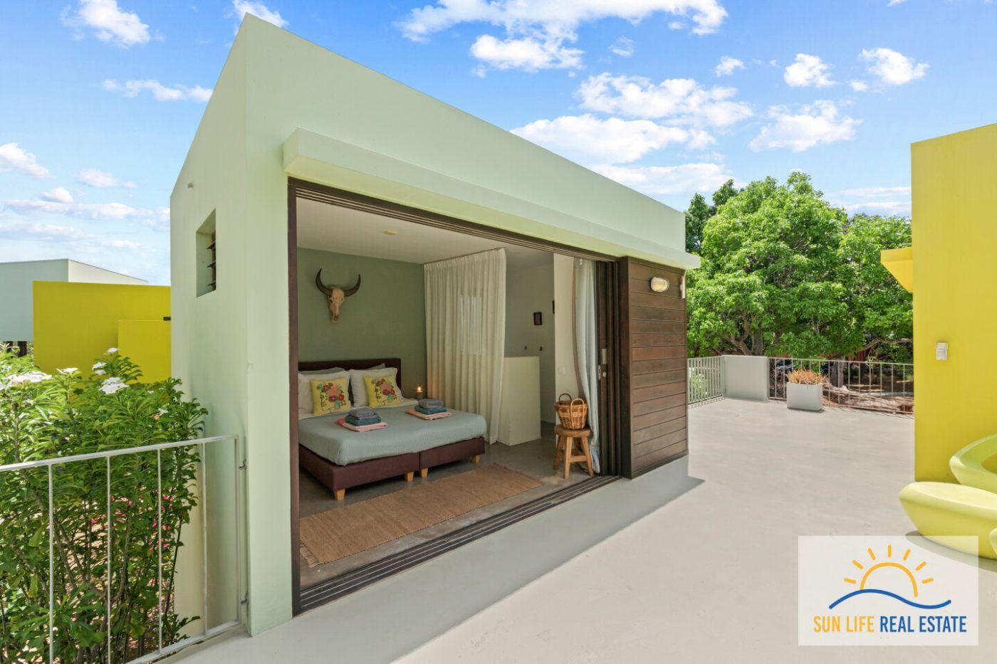 Indoor-Outdoor Living House For Sale in Sint Michiel