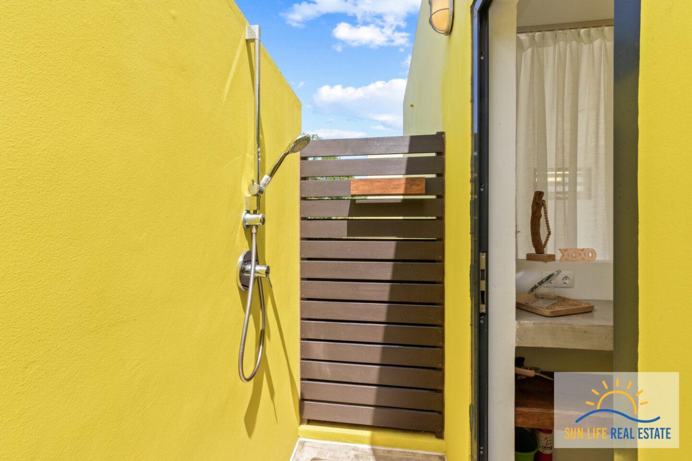 Indoor-Outdoor Living House For Sale in Sint Michiel