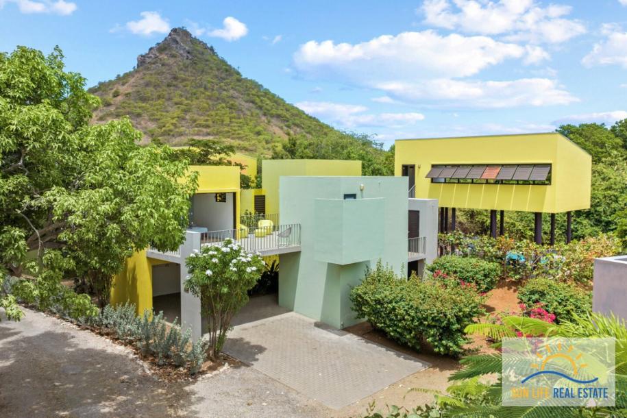 Indoor-Outdoor Living House For Sale in Sint Michiel-37