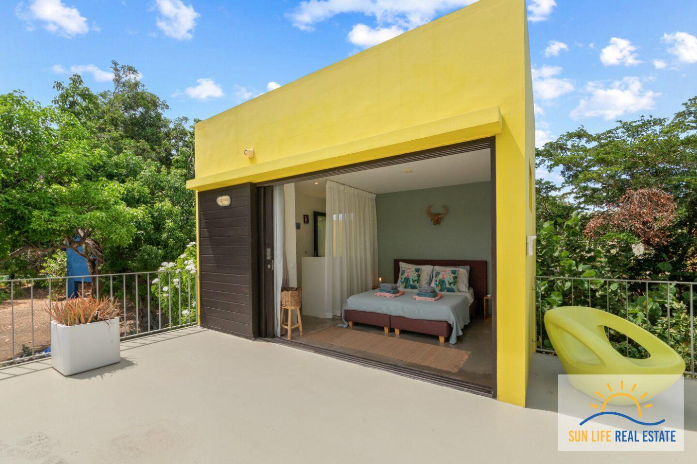 Indoor-Outdoor Living House For Sale in Sint Michiel