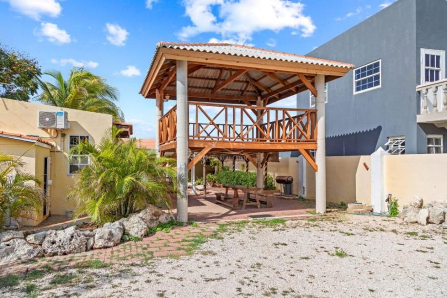 Oceanfront house for sale in Westpunt-34