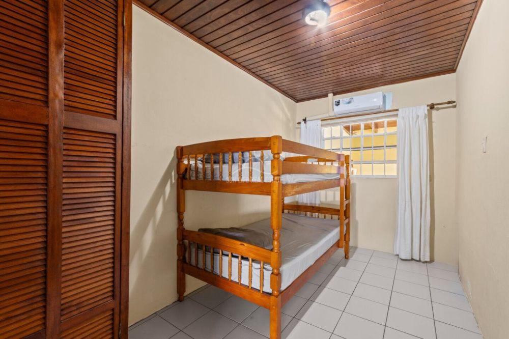 Oceanfront house for sale in Westpunt