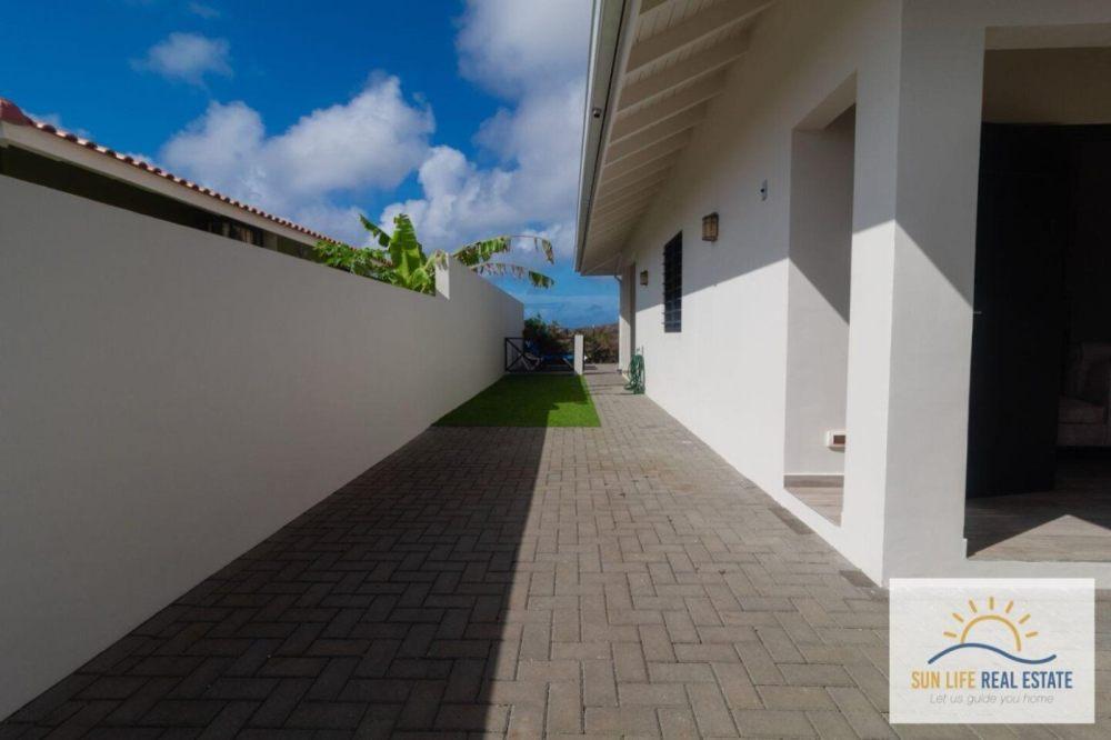 House For Rent With Hilltop View in Vista Montana