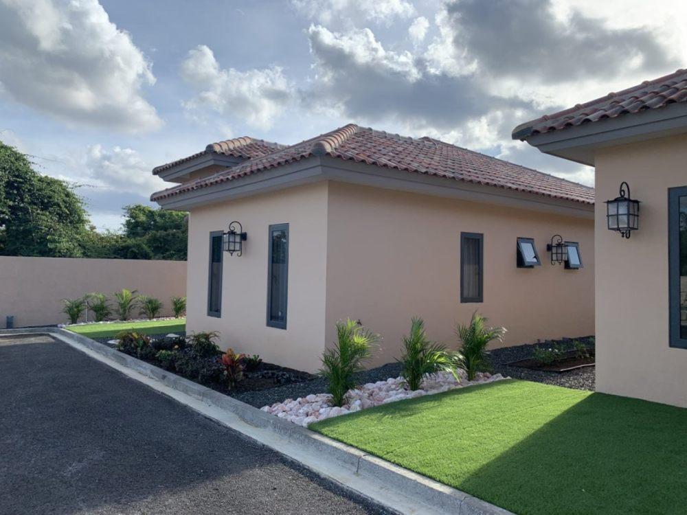 Modern Furnished house for rent in Julianadorp