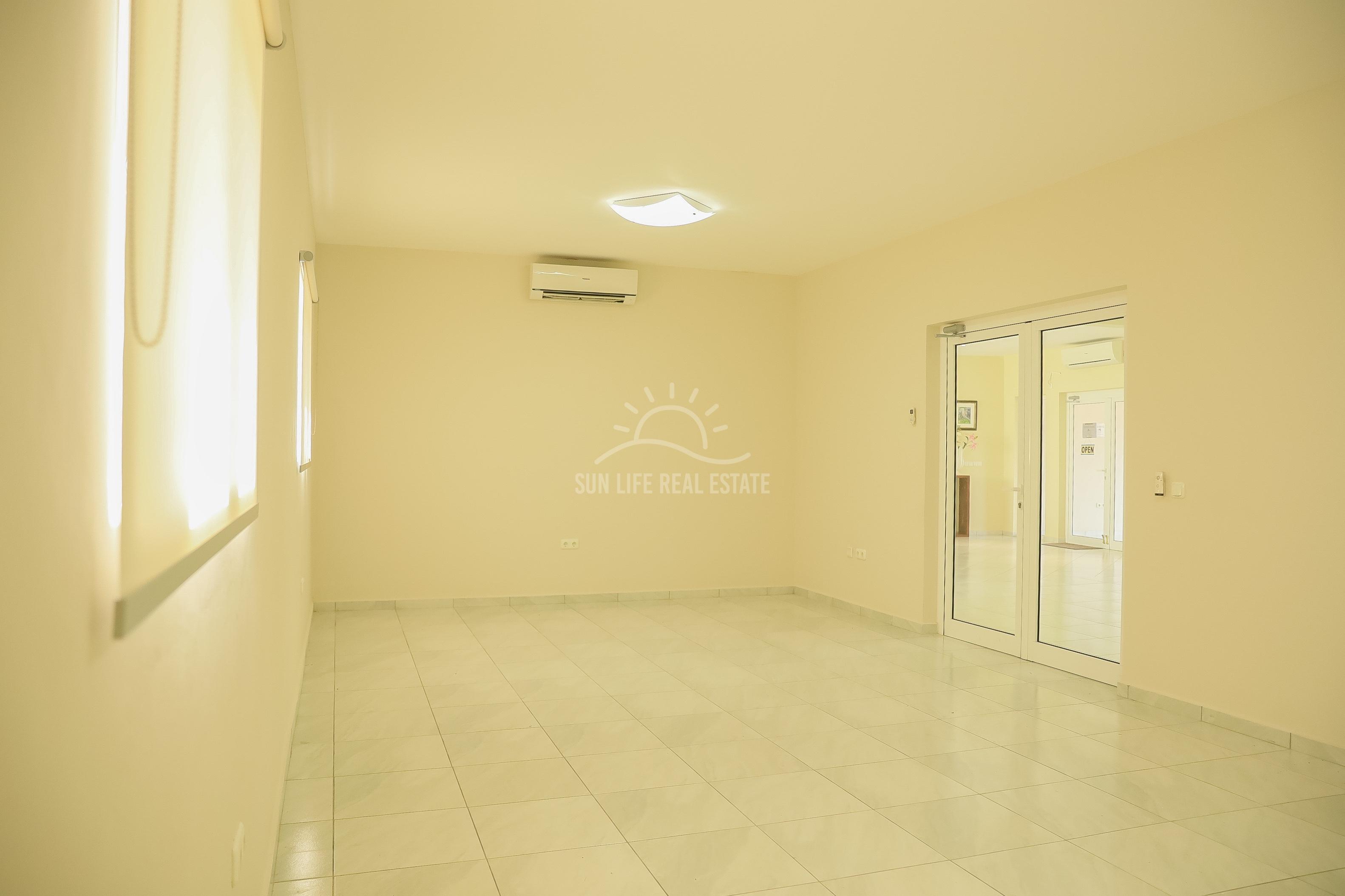 Transform This Property into Your Dream Location on a Generous 1,374 Square Meters of Owned Land!