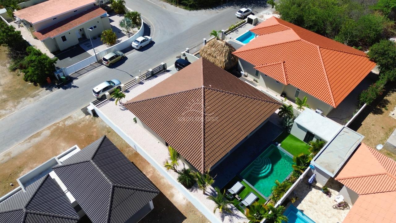 Modern 2-Bedroom Home with Private Pool in Tranquil Damasco Resort