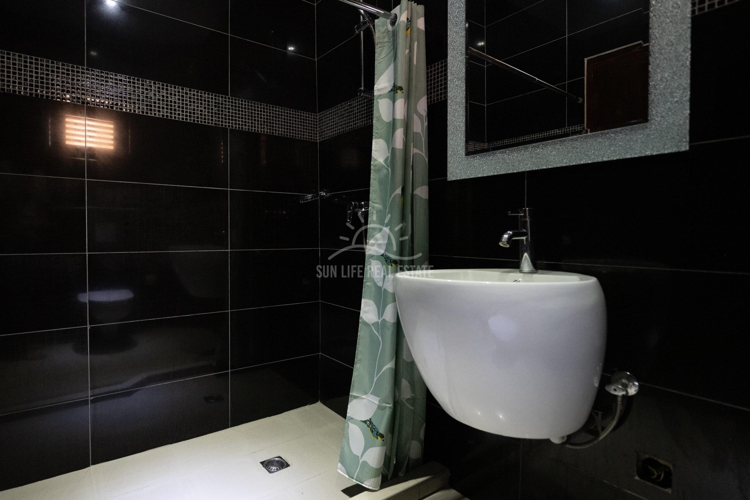 Prime Investment Opportunity in UNESCO-Protected Heritage Property in Otrobanda