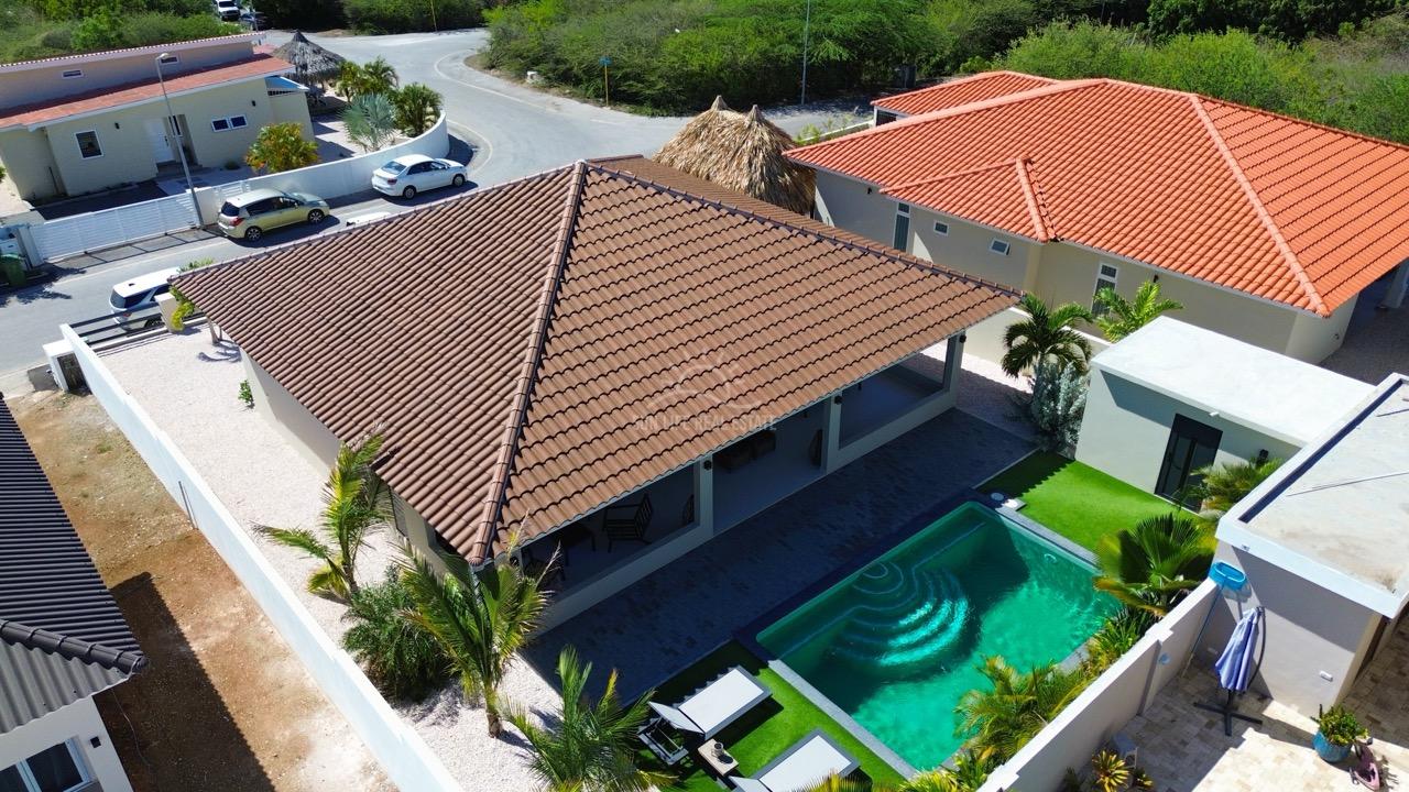Modern 2-Bedroom Home with Private Pool in Tranquil Damasco Resort