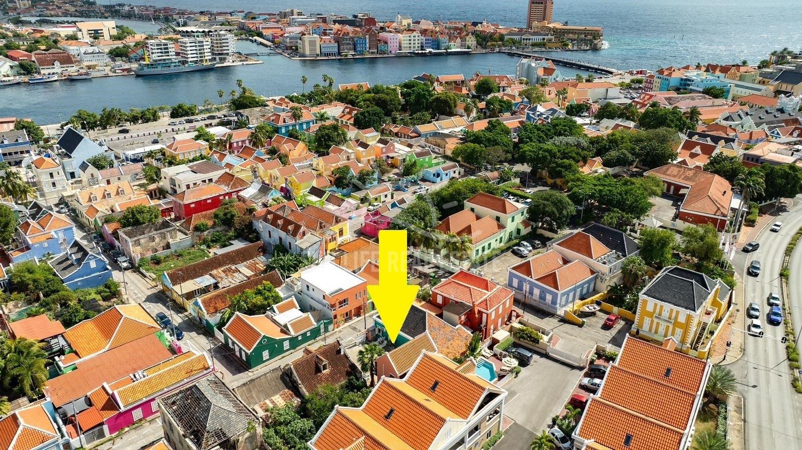 Prime Investment Opportunity in UNESCO-Protected Heritage Property in Otrobanda